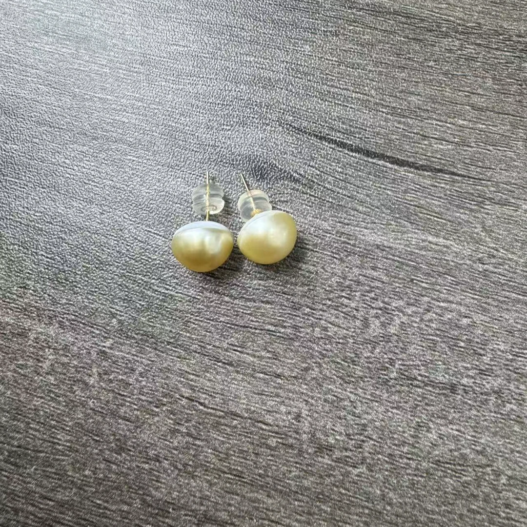FZ33马贝耳钉18K金