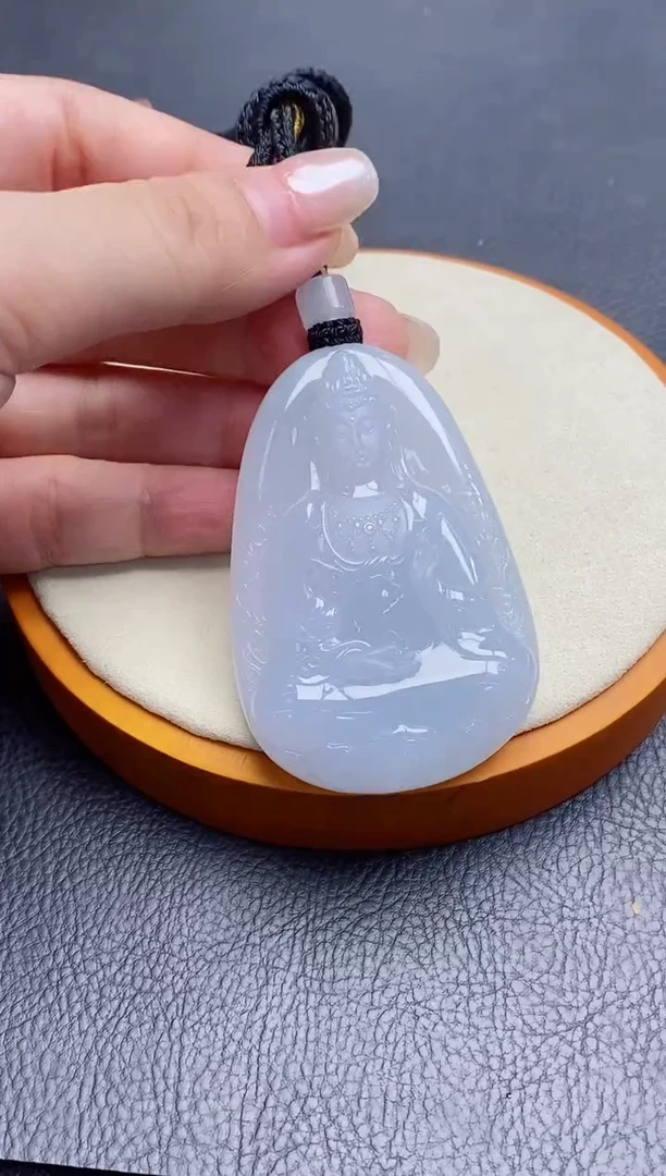 翡翠未镶嵌颈饰缅甸天然货翡翠