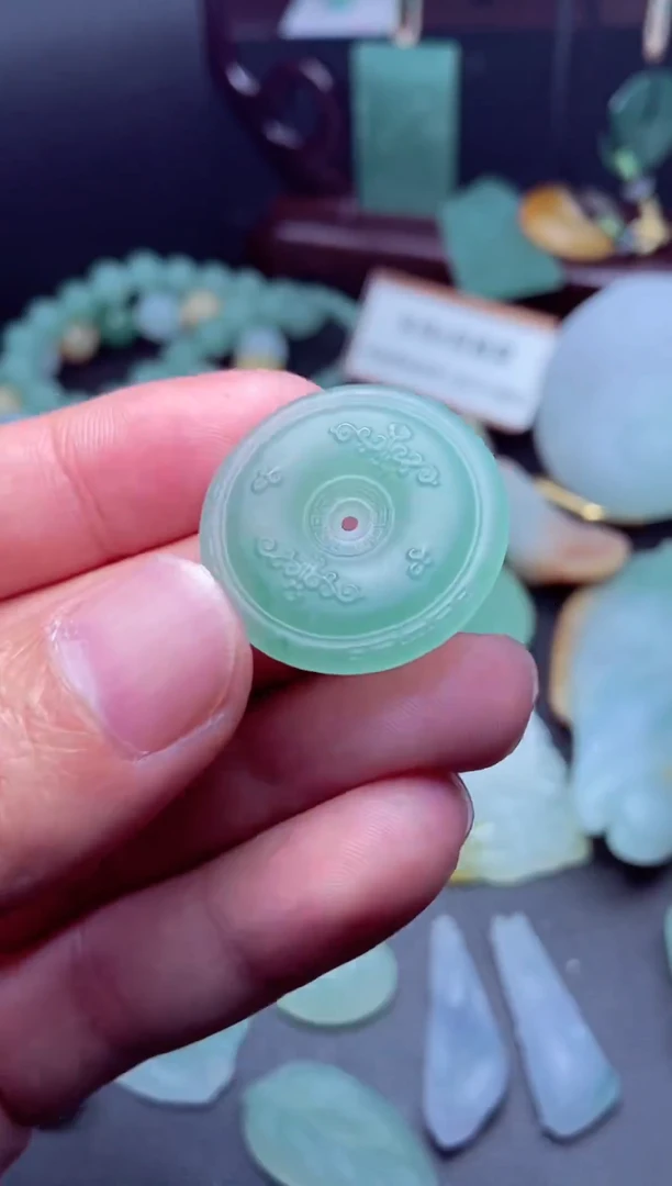 未镶嵌定制翡翠a货翡翠