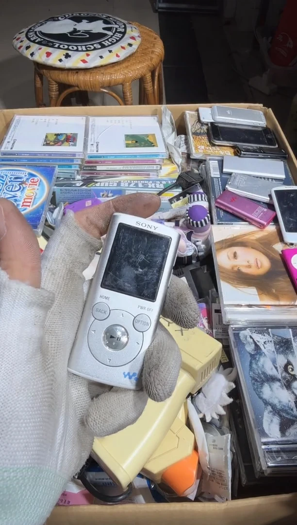 瓷片锦* 002   中古商品，瑕疵品，不保好坏。