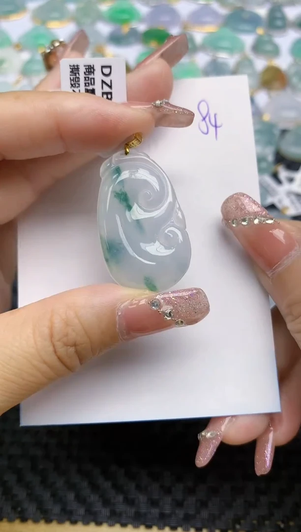 【闪购商品】翡翠颈饰18K金镶嵌天然A货翡翠 84