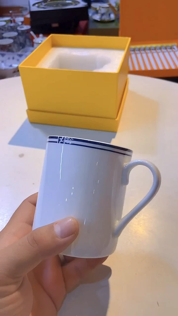 鸿辉家品牌瓷器，京东包邮！