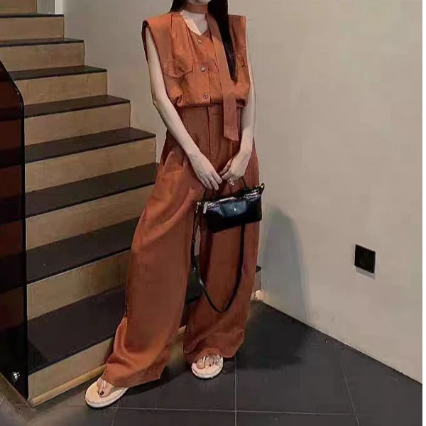 2025夏季女生设计师新款套装 DTNZ243H072093