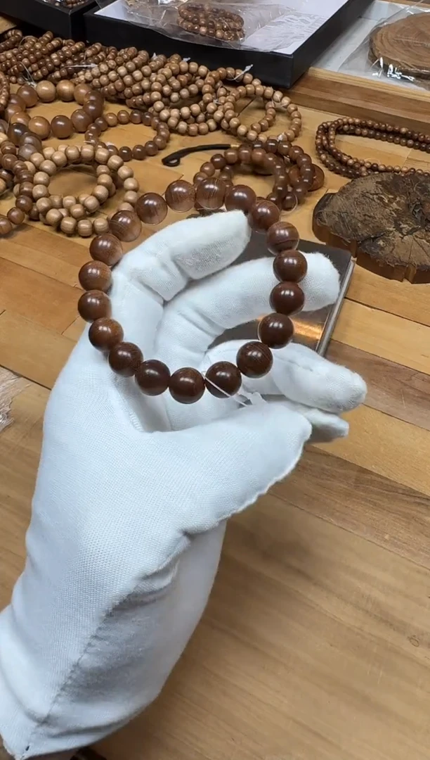 檀香木手串/手链老山檀香檀香王1.0单圈横纹沉水黑肉