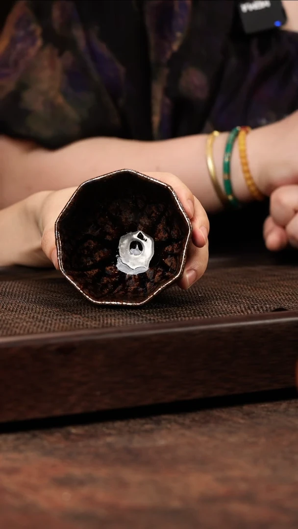 茶壶紫砂56 九方杯 崖柏木柴烧