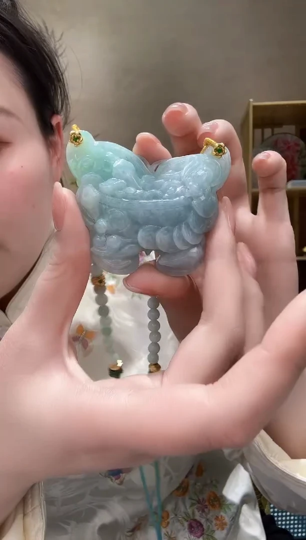 【闪购商品】翡翠颈饰未镶嵌吊坠