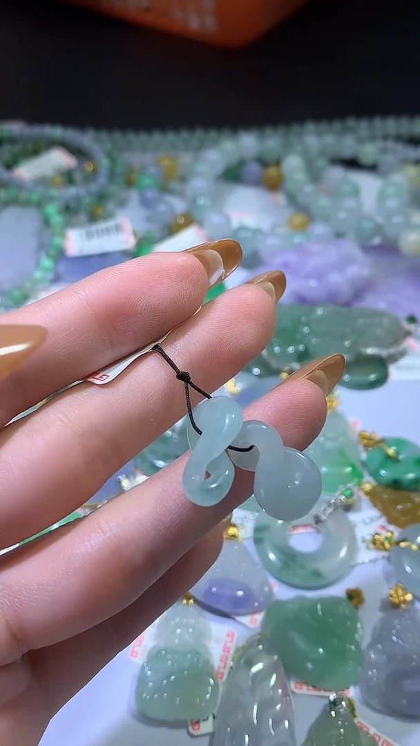 颈饰未镶嵌翡翠ZX018746