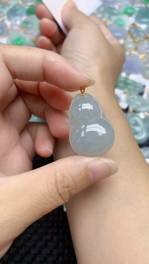 翡翠未镶嵌颈饰天然翡翠A货