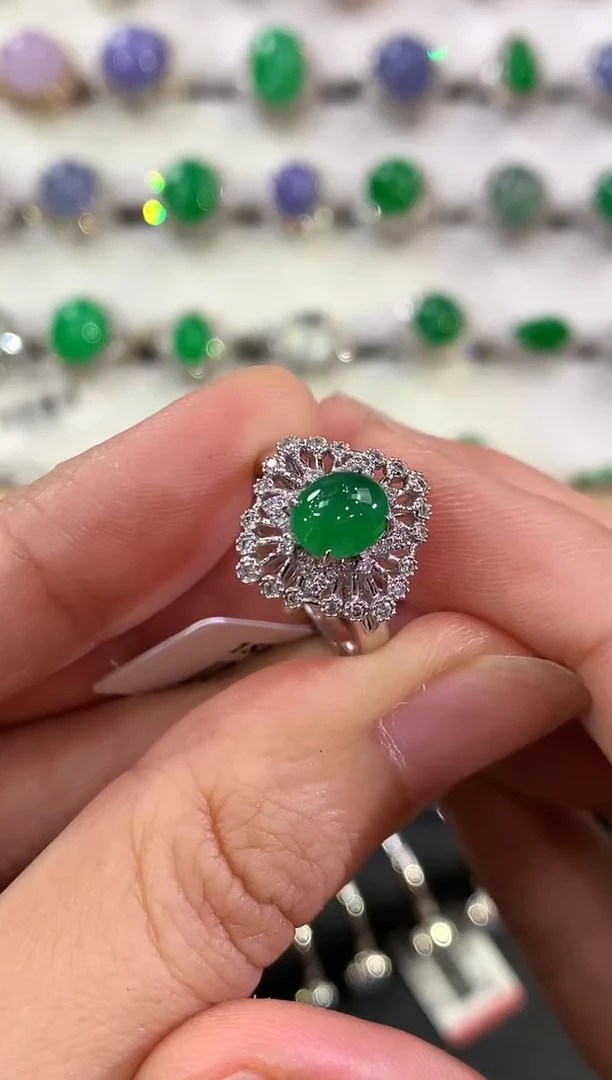 翡翠戒指18K金镶嵌B103