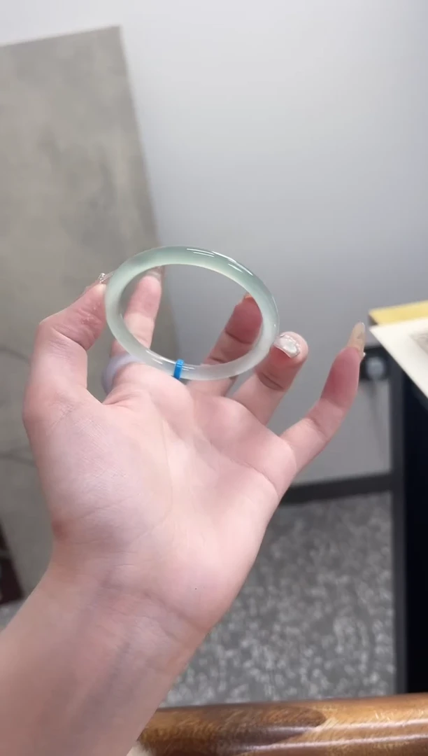 【闪购商品】玛瑙/玉髓手镯未镶嵌53圈 需要包容