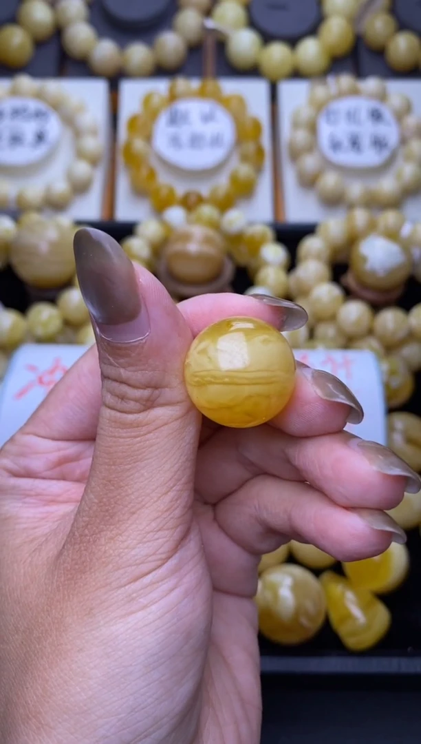 裸石琥珀未镶嵌大小姐珠宝88