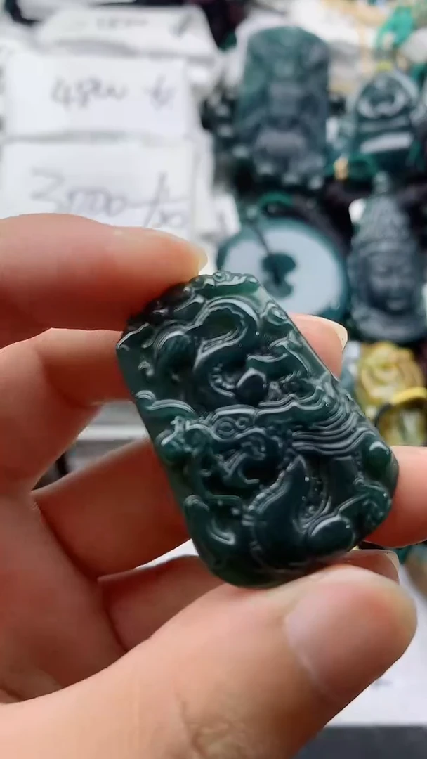 翡翠未镶嵌颈饰888