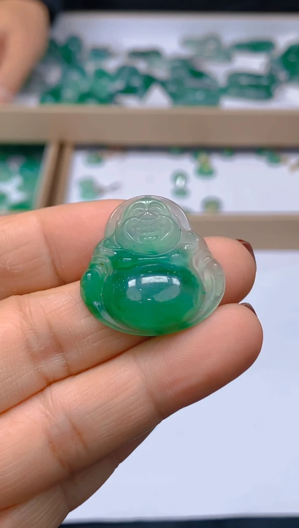 【闪购商品】石英质玉颈饰未镶嵌冰美人A货非洲翠