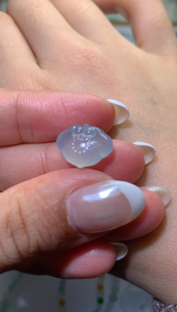 未镶嵌定制翡翠毛货