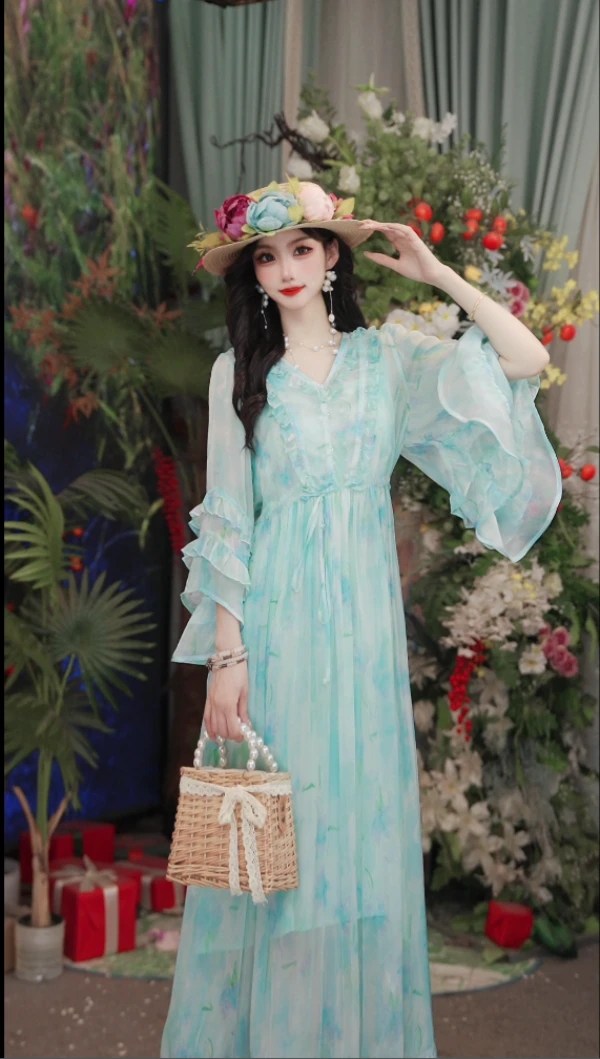 25夏新款浪漫度假真丝气质宽松时尚大裙摆长款女装连衣裙251D759