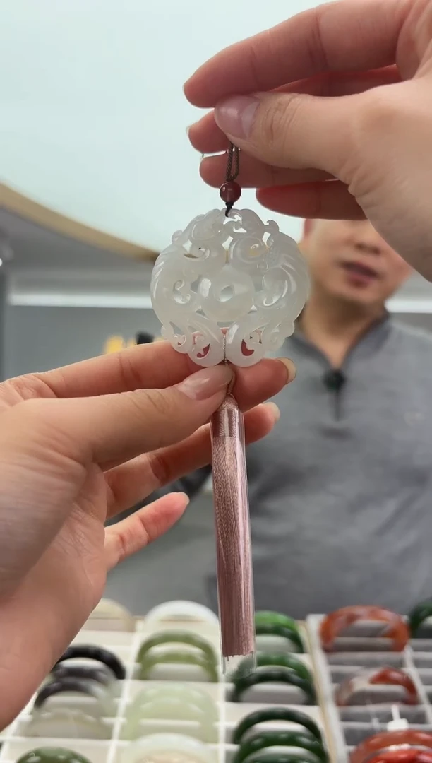 未镶嵌和田玉挂件4