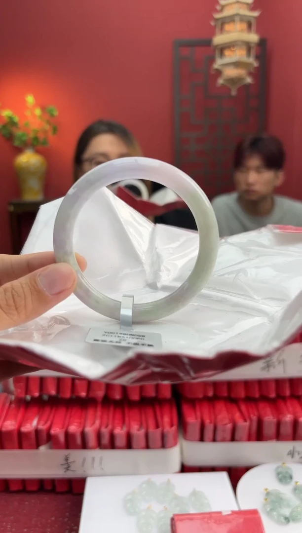 未镶嵌手镯翡翠翡翠手镯2