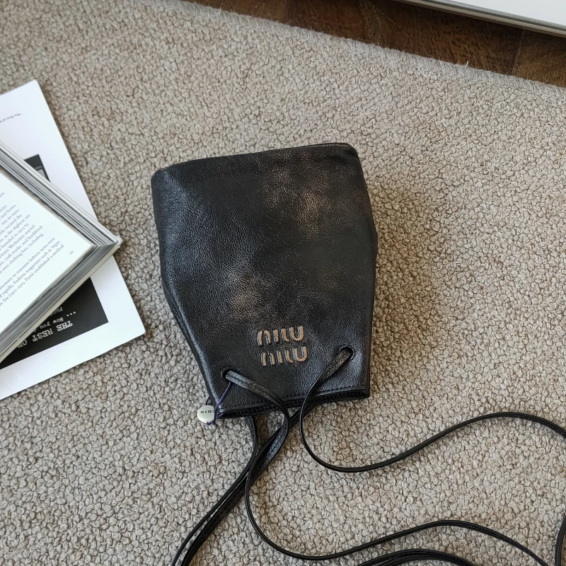 95新 MIU MIU/缪缪 54307/Azul-咖啡色做旧羊皮mini水桶包