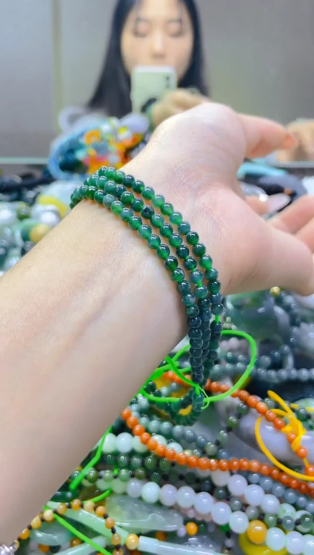 翡翠未镶嵌颈饰4MM/V/翡翠A货一图一物