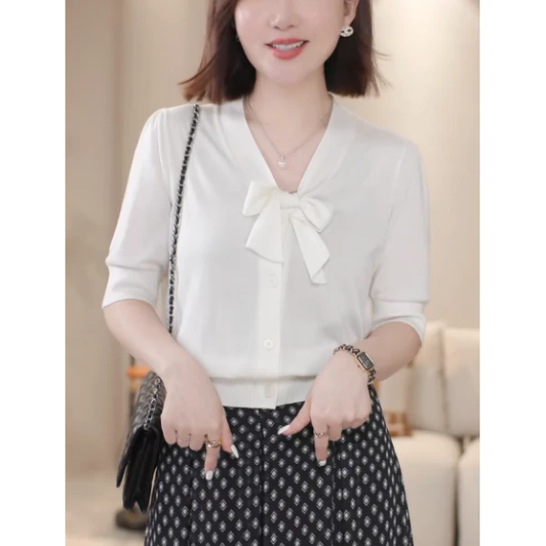 2025夏季新款系带V领针织衫女时尚百搭蝴蝶结飘带温柔优雅上衣