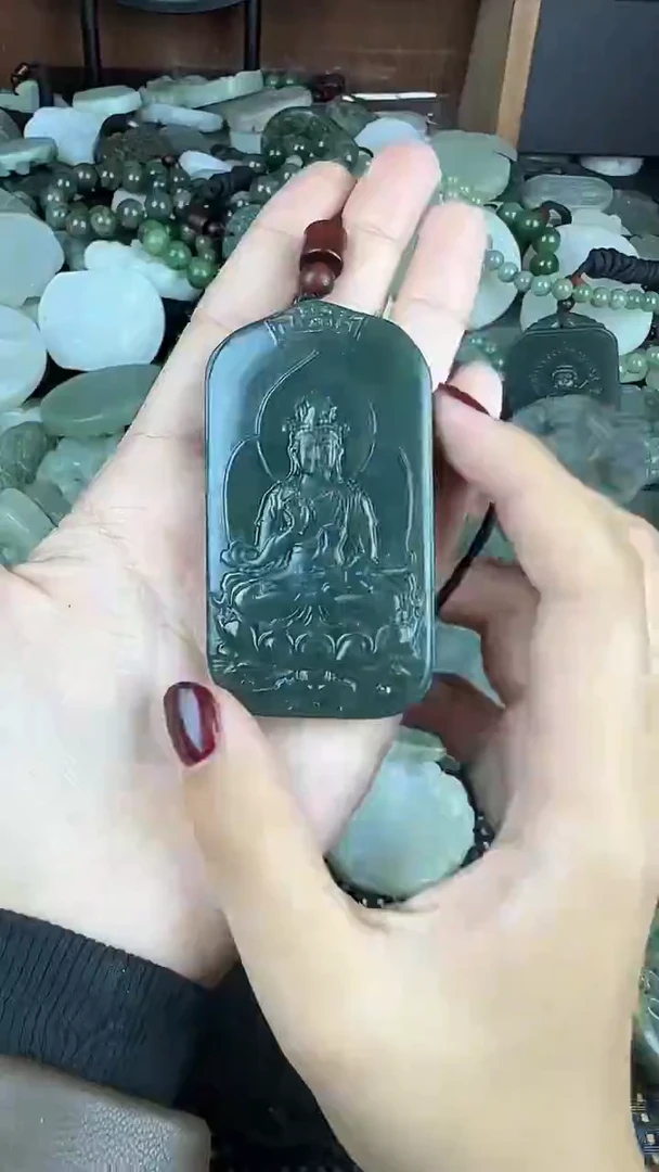 颈饰未镶嵌和田玉1