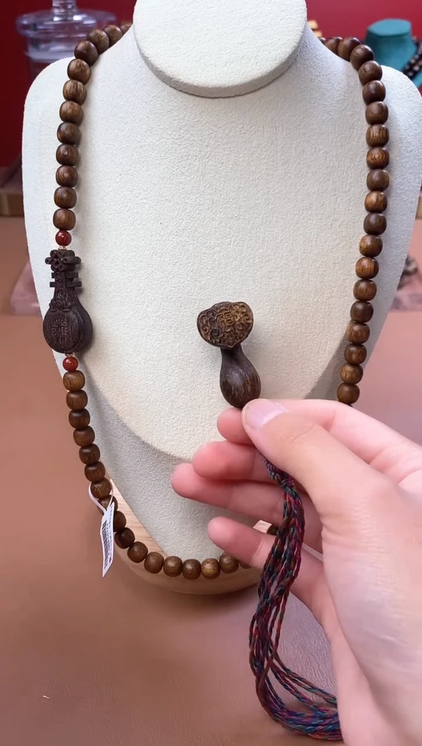 手串沉香紫棋7x8三圈配福音沉香木雕刻白棋如意