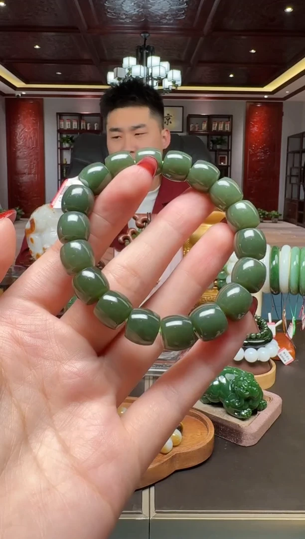 未镶嵌和田玉挂件szq