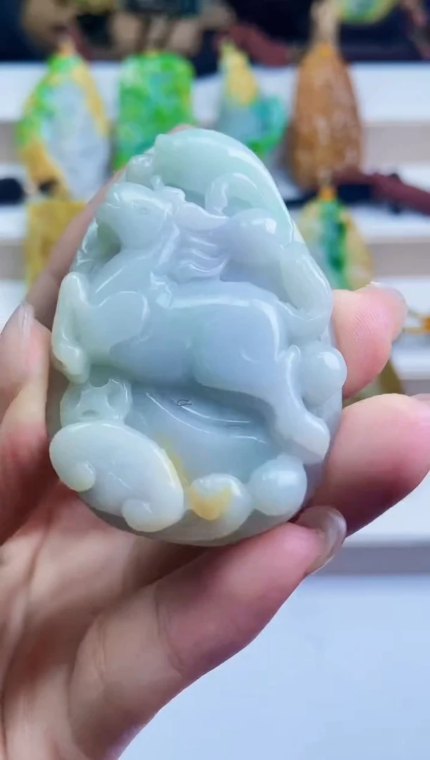 颈饰未镶嵌翡翠翡翠A货