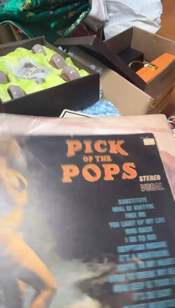 手工艺品琉璃童*摆件