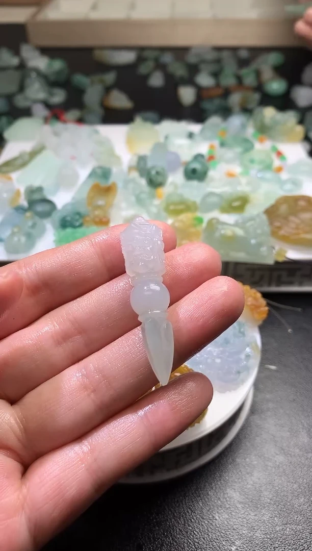 未镶嵌定制翡翠毛货