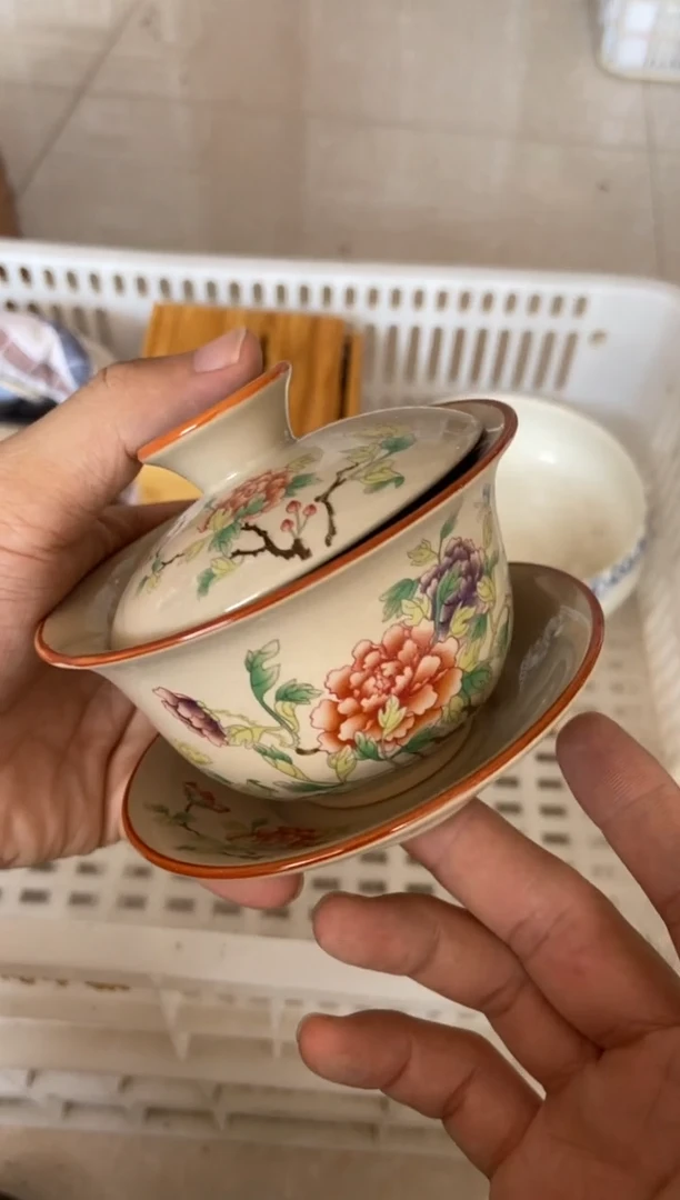 杯摄影的产品有使用过的痕迹有点脏介意勿拍