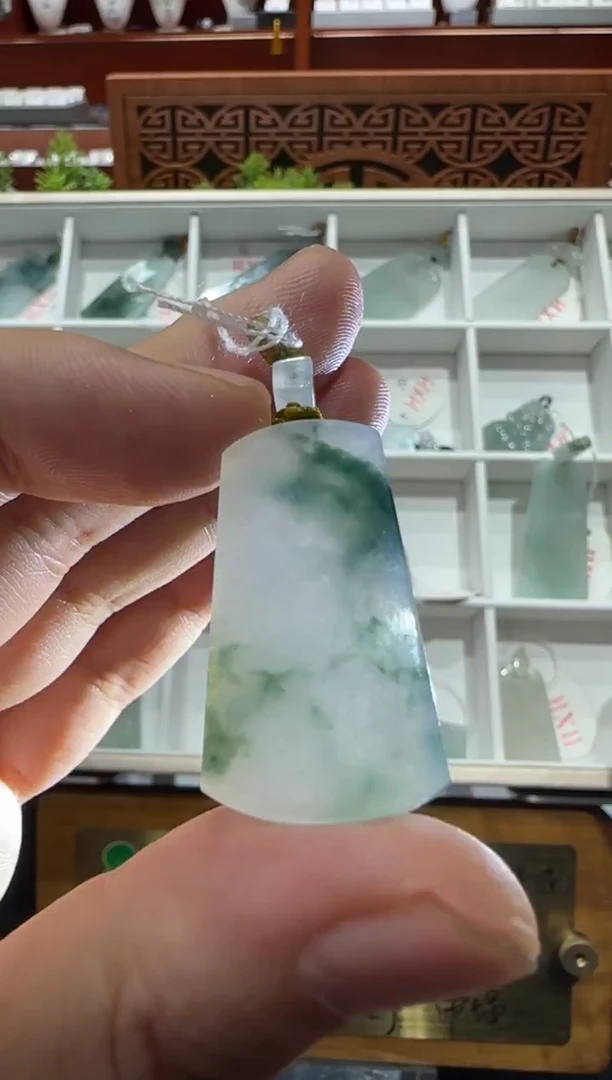 未镶嵌挂件翡翠A货翡翠多样性孤品