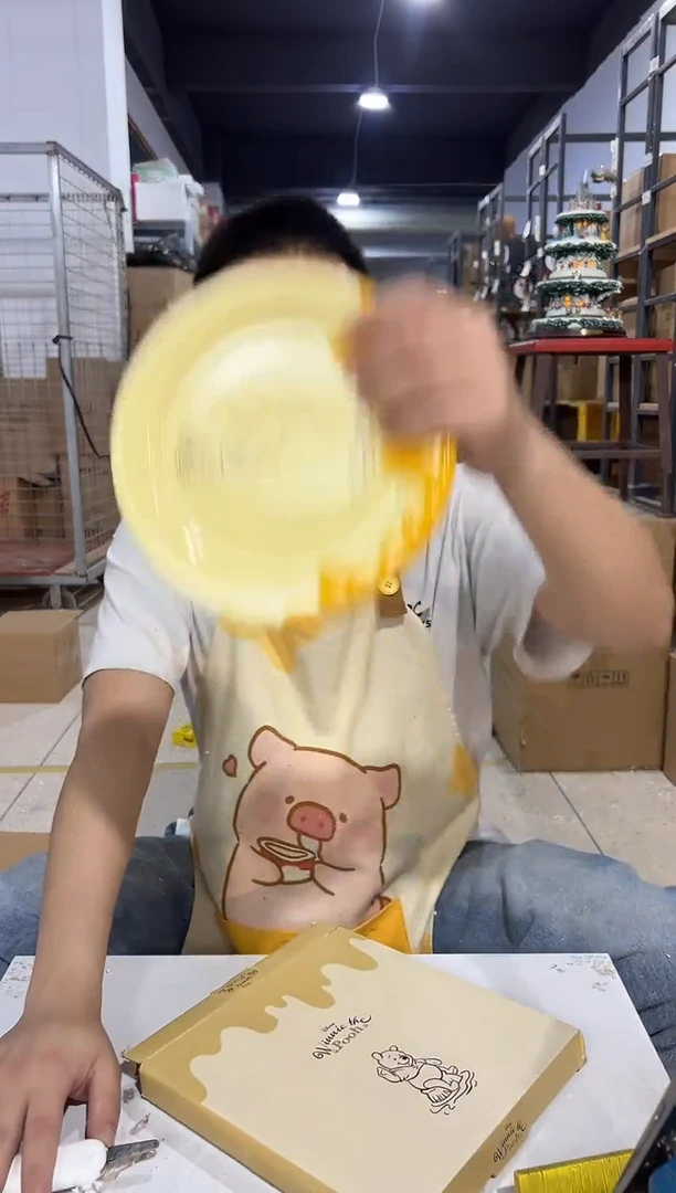 瓷片原盒维尼餐盘