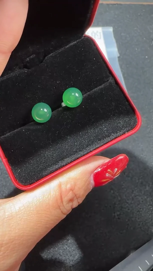 【闪购商品】玛瑙/玉髓耳钉银S925镶嵌多样性发货拍一发一