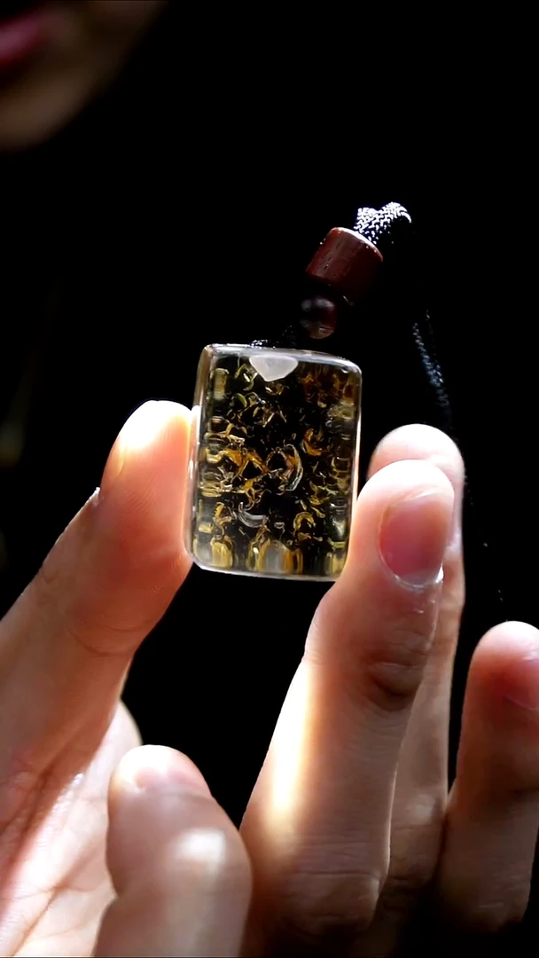 吊坠(赠链)未镶嵌水晶水晶