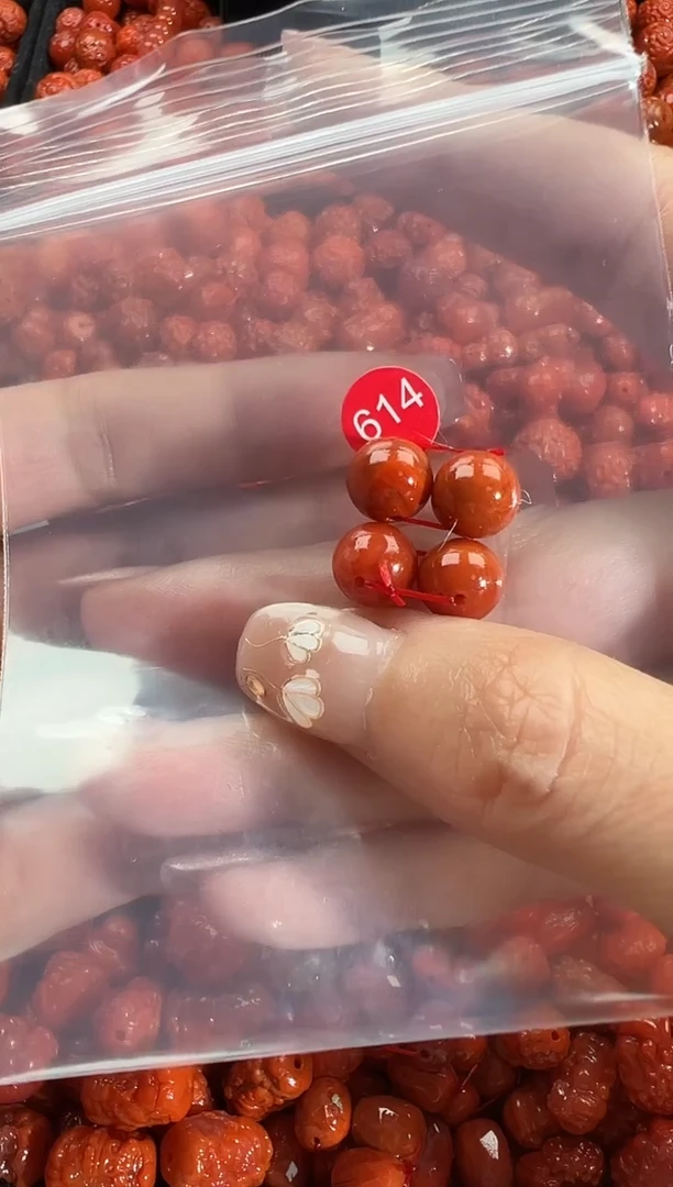 颈饰未镶嵌南红玛瑙绿*2
