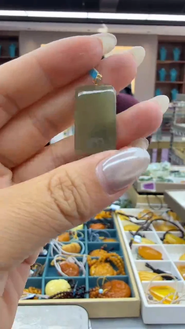 颈饰未镶嵌和田玉250秒拍号假一罚三