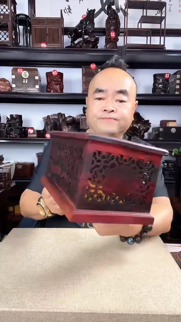 木166老李红木工艺品