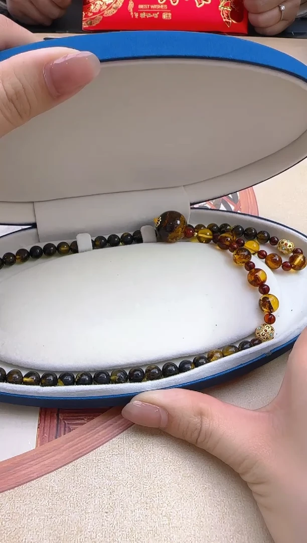 【闪购商品】琥珀裸石未镶嵌项链