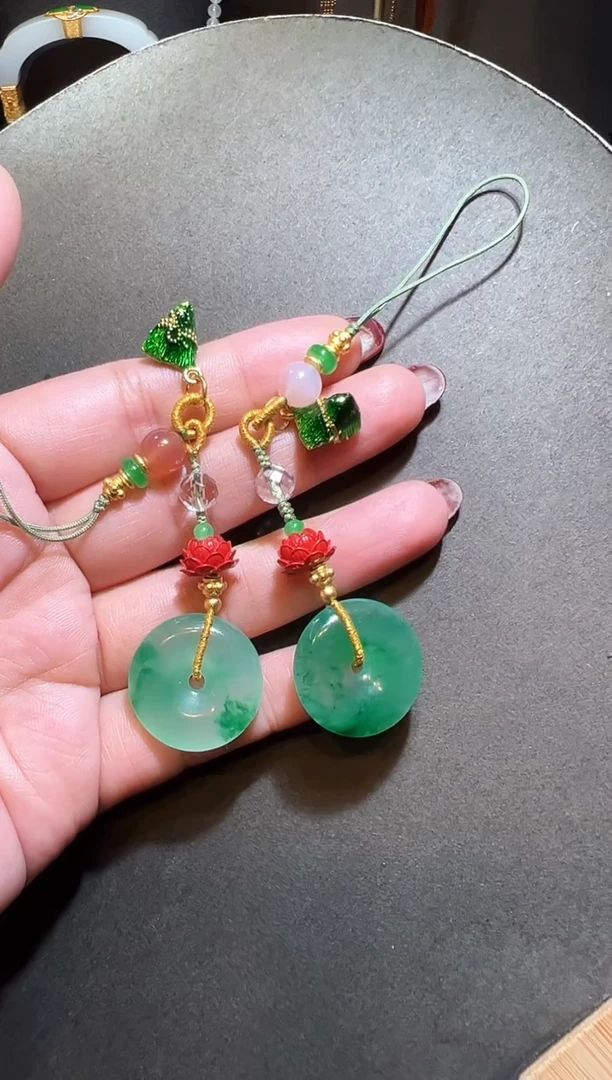 【闪购商品】石英质玉手机链未镶嵌平安扣手机链（多样发一）