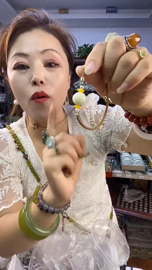 未镶嵌蛇纹石玉手链多样性随机发一