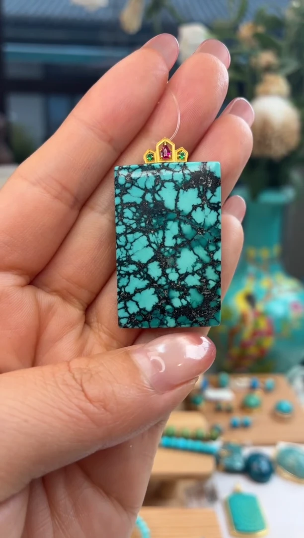 18K金镶嵌绿松石吊坠(不含链)1