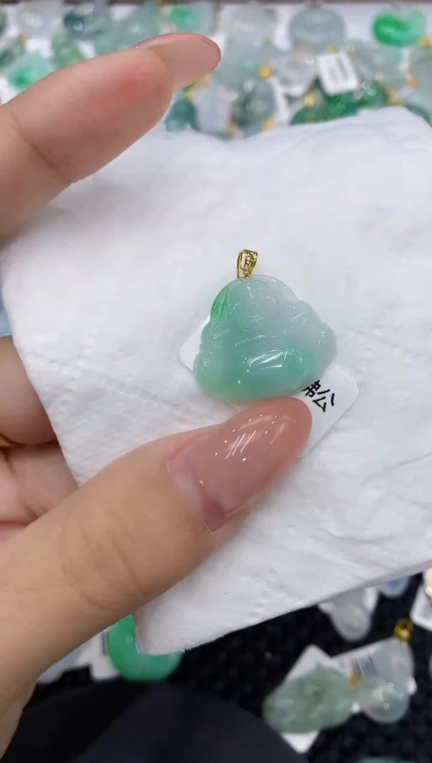 颈饰18K金镶嵌翡翠11111111