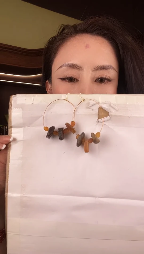 琥珀未镶嵌耳饰多样性发一