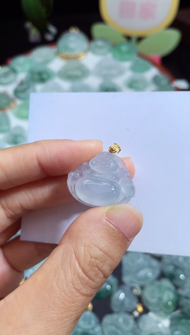 颈饰未镶嵌翡翠牡*佛公