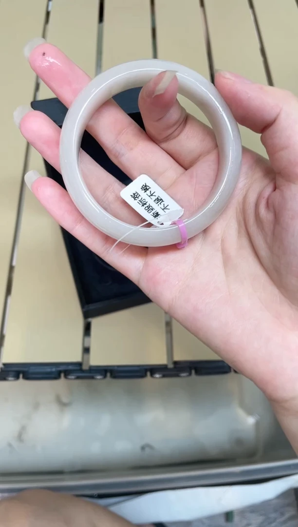 石英质玉手镯未镶嵌210-55