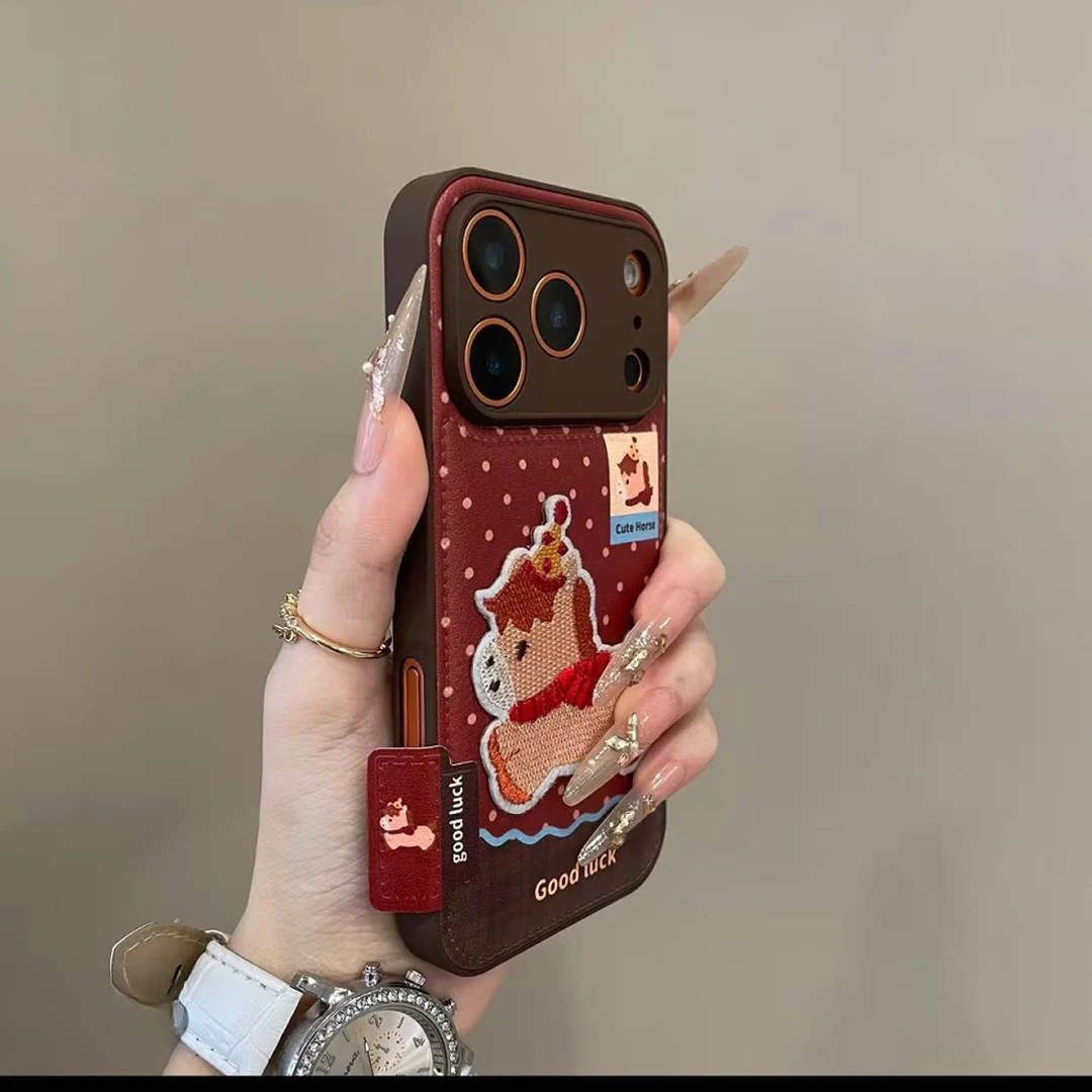 新年款格子小马适用苹果17promax卡通可爱卡通16pro新年手机壳