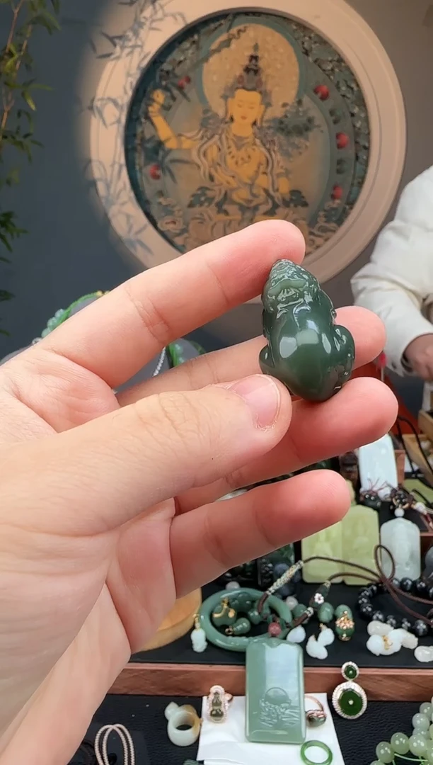 颈饰未镶嵌和田玉和田玉