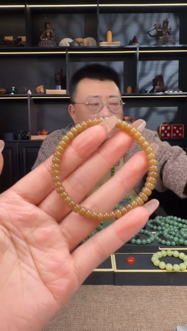 【闪购商品】和田玉1未镶嵌6mm糖药片手串