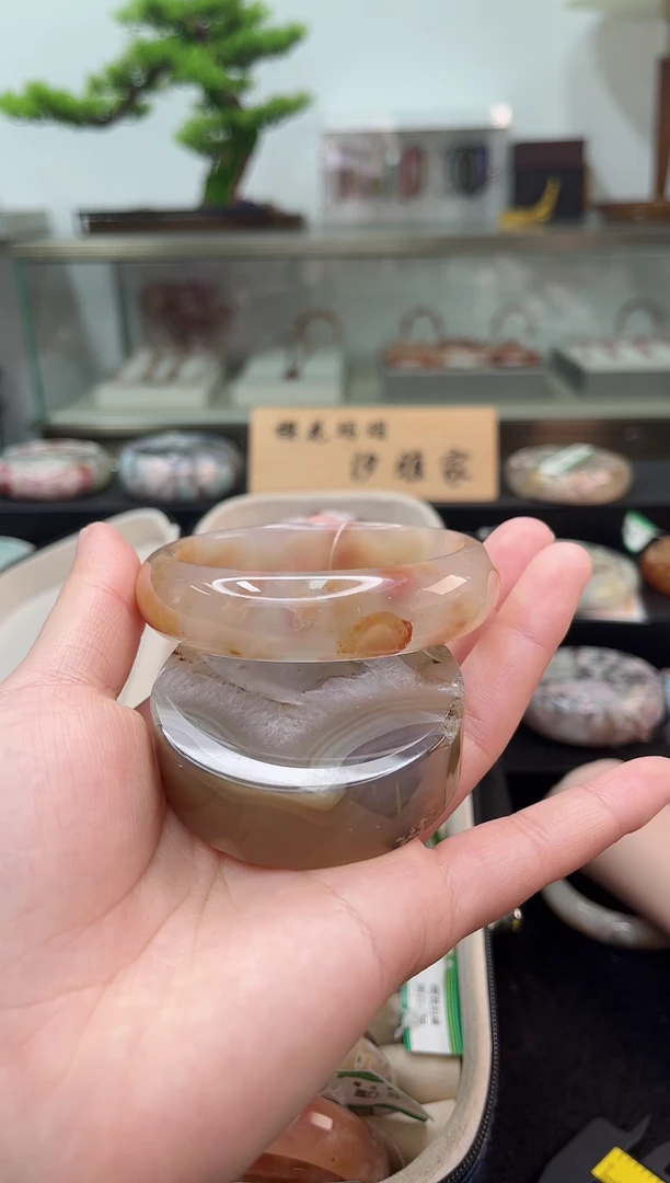 未镶嵌手镯石英质玉59圈口（赠品镯心）6009082